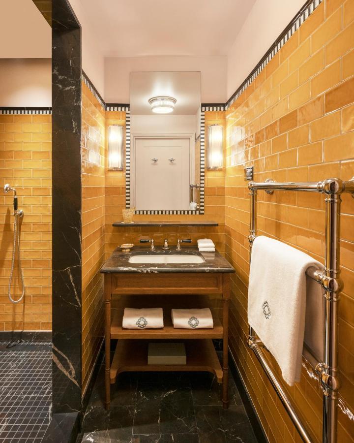 Hotel Le Grand Mazarin Parigi Esterno foto